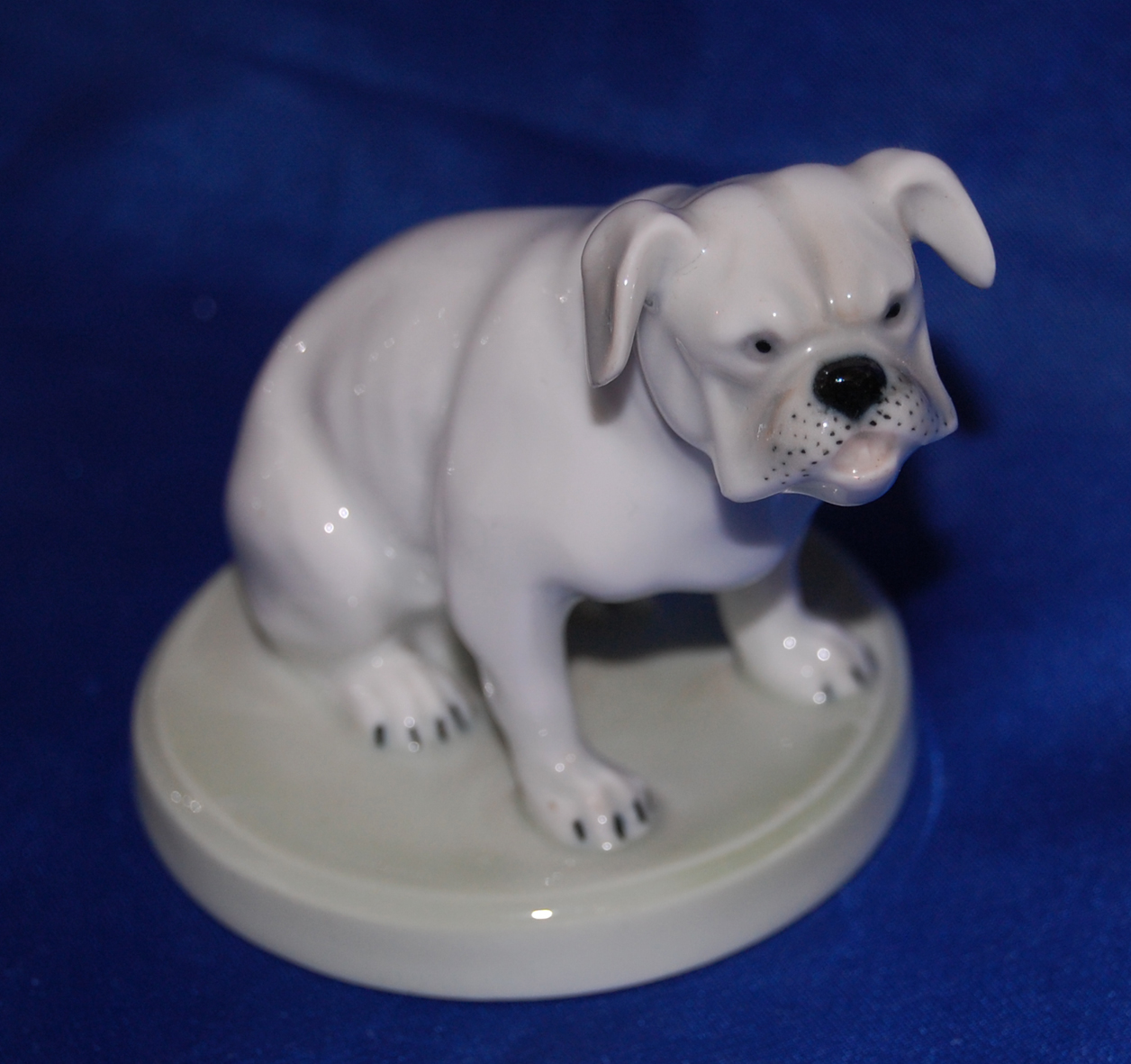 GALLUBA &amp; HOFMANN Porzellan BULLDOGGE Hund / Antique German Porcelain